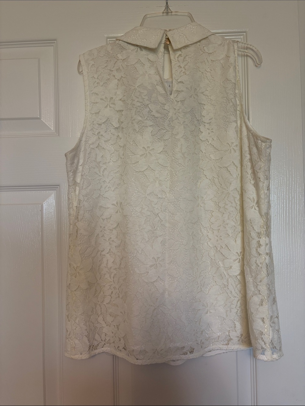 Karl Lagerfeld White Textured Lace Top with Navy Logo Tag - Picture 3 of 5